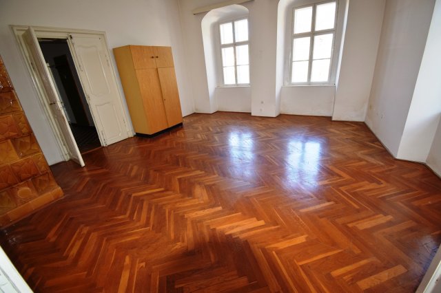 Eladó téglalakás, Kőszegen 38.9 M Ft, 3 szobás