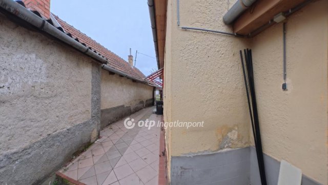 Eladó családi ház, Bogácson 29.9 M Ft, 2 szobás