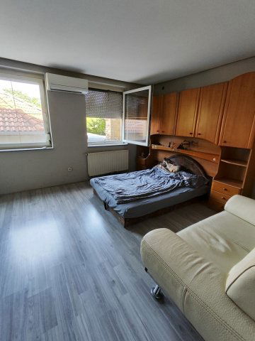 Eladó családi ház, Bogádon 104.5 M Ft, 4 szobás