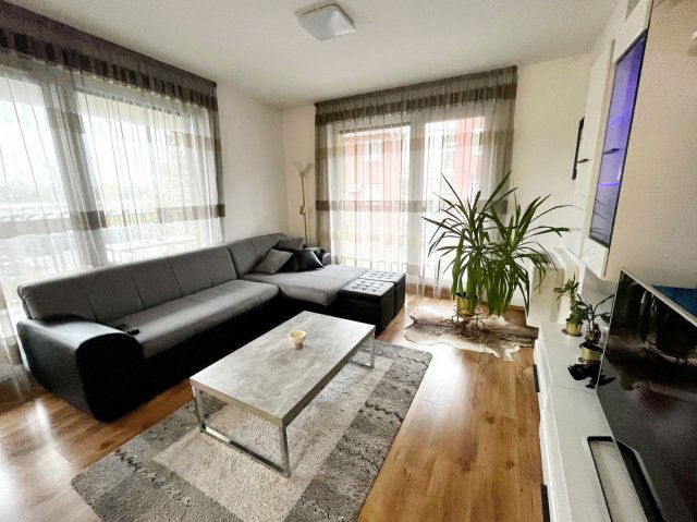 Kiadó téglalakás, albérlet, Debrecenben 380 E Ft / hó, 3 szobás