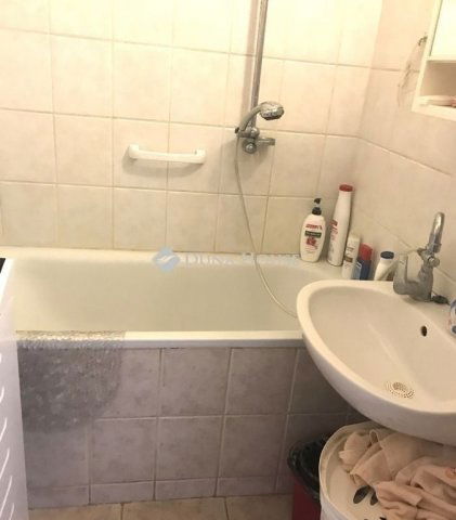 Eladó panellakás, Budapesten, XV. kerületben 66.9 M Ft