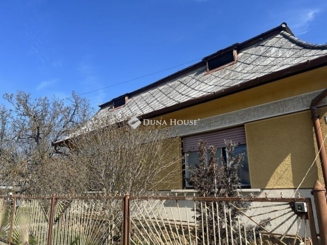 Eladó családi ház, Pilisen 70 M Ft, 3 szobás