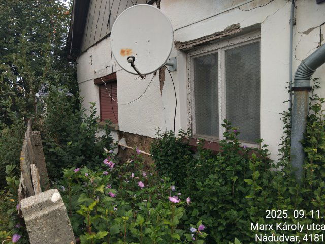 Eladó családi ház, Nádudvaron 3.6 M Ft, 1+1 szobás