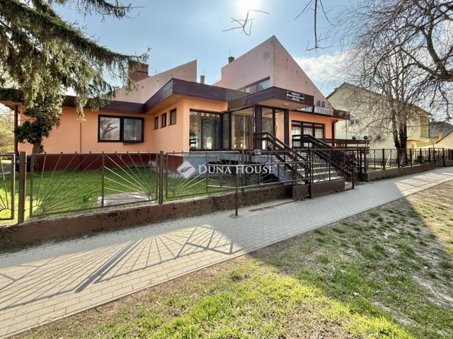 Eladó üzlethelyiség, Bölcskén 55 M Ft / költözzbe.hu