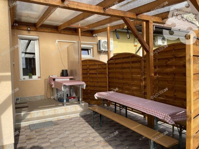 Eladó családi ház, Kecskeméten 35 M Ft, 2 szobás