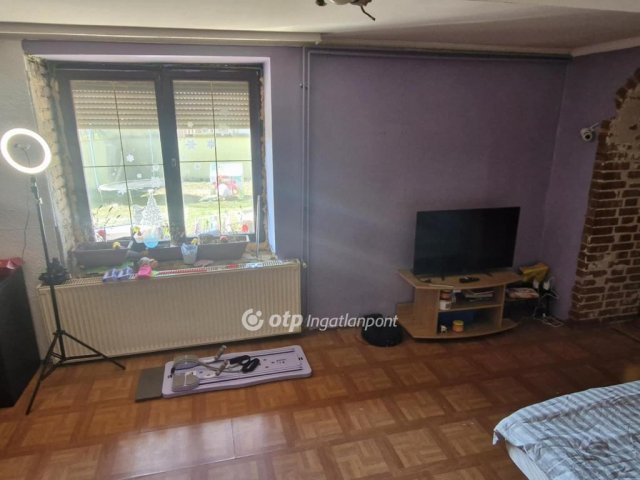 Eladó családi ház, Kétyen 18.9 M Ft, 3 szobás