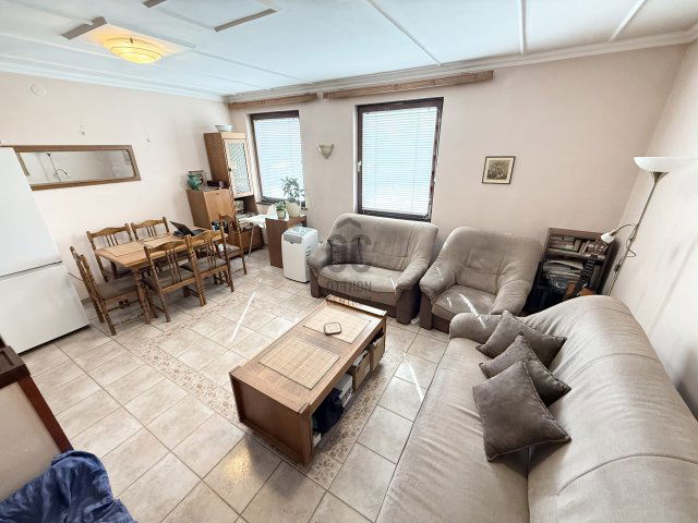 Eladó családi ház, Debrecenben 89 M Ft, 4 szobás