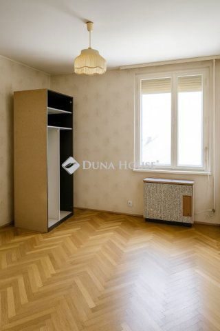 Eladó téglalakás, Budapesten, XIV. kerületben 75 M Ft, 4 szobás