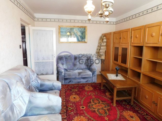 Eladó panellakás, Debrecenben 45 M Ft, 1+1 szobás