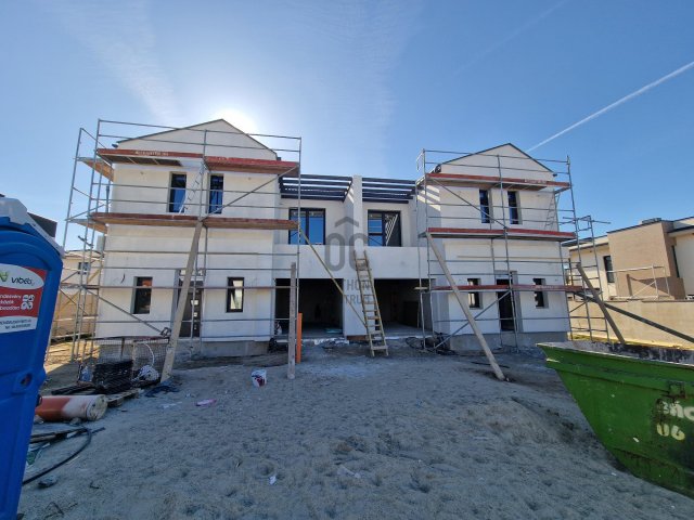 Eladó ikerház, Budapesten, XVIII. kerületben 149.99 M Ft