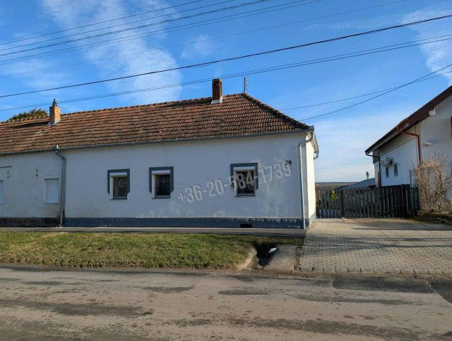 Eladó családi ház, Zalaapátin 31.9 M Ft, 1 szobás