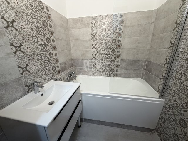 Eladó panellakás, Budapesten, XVIII. kerületben 76.9 M Ft