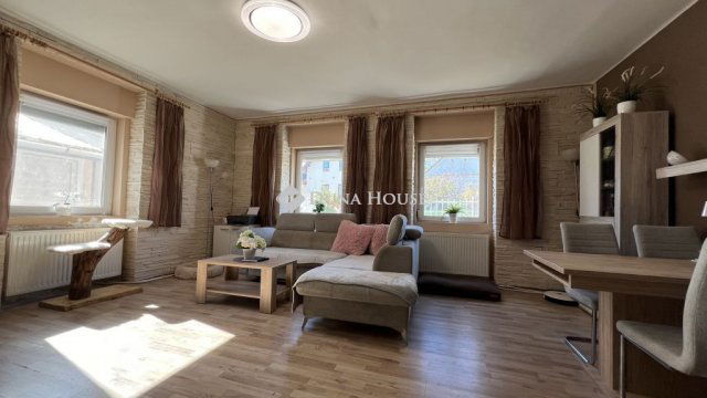 Eladó családi ház, Veszprémfajszon 75 M Ft, 3 szobás