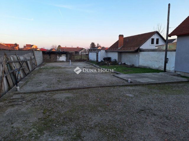 Eladó telek, Hatvanban 17.9 M Ft / költözzbe.hu