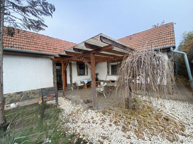 Eladó családi ház, Kecskeméten 45 M Ft, 3 szobás