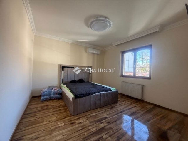 Eladó családi ház, Budapesten, XX. kerületben 115 M Ft, 5 szobás