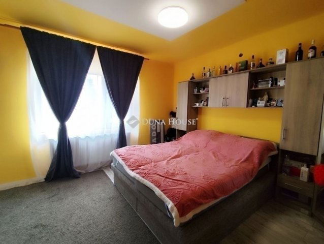 Eladó családi ház, Vecsésen 73.5 M Ft, 3 szobás