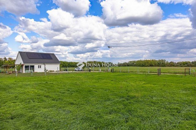 Eladó telek, Kápolnásnyéken 39.9 M Ft / költözzbe.hu