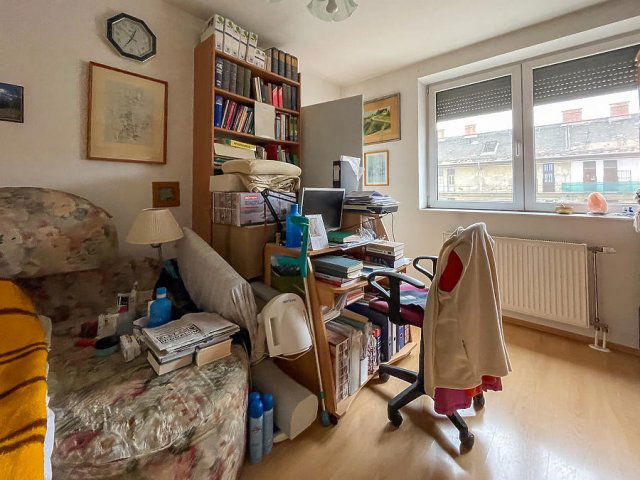 Eladó téglalakás, VIII. kerületben, Kálvária utcában