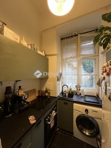 Eladó téglalakás, Budapesten, VIII. kerületben 40.5 M Ft