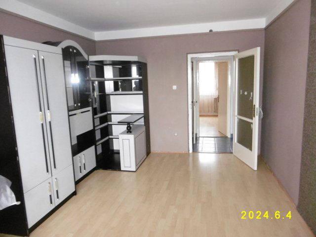 Kiadó panellakás, albérlet, Miskolcon 110 E Ft / hó, 2 szobás