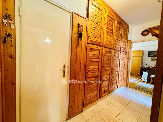 Eladó téglalakás, Debrecenben 59.9 M Ft, 2 szobás