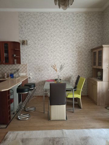 Kiadó téglalakás, albérlet, VII. kerületben, Király utcában