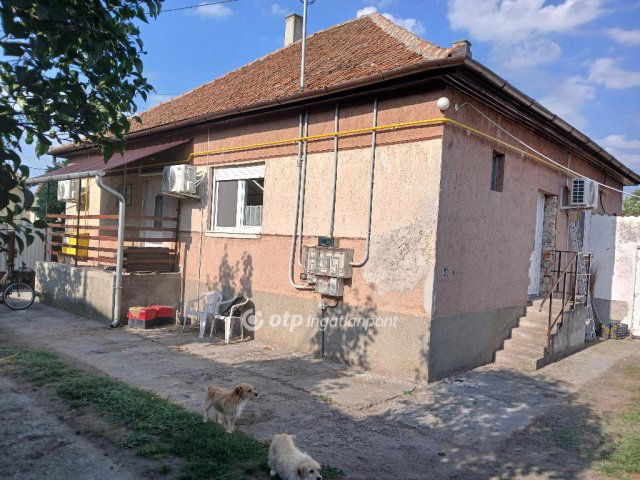 Eladó családi ház, Hatvanban 63.9 M Ft, 3+1 szobás