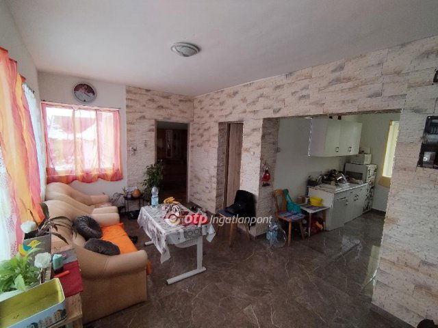 Eladó családi ház, Sümegen 28.9 M Ft, 2 szobás