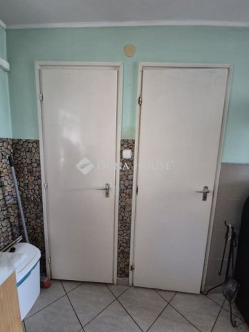 Eladó családi ház, Székesfehérvárott 35 M Ft, 1 szobás