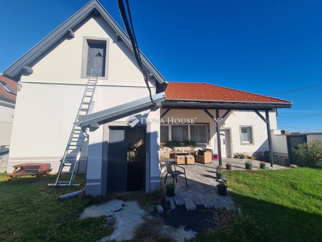 Eladó családi ház, Fertőrákoson, Fő utcában 89.9 M Ft