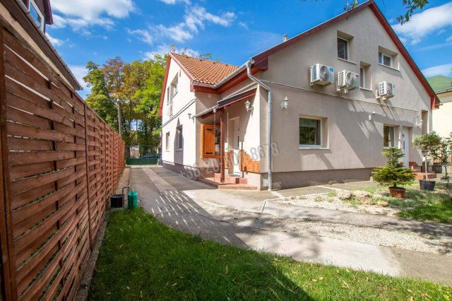 Eladó családi ház, Budapesten, XVIII. kerületben, Galamb utcában