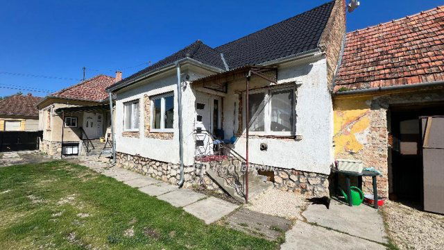 Eladó családi ház, Ugodon 43.9 M Ft, 3 szobás