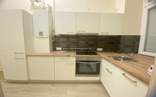 Eladó téglalakás, VIII. kerületben, Kiss József utcában