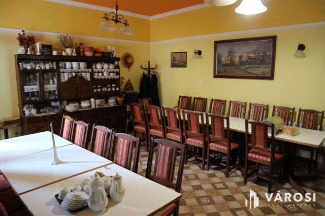 Eladó hotel, Körmenden 600 M Ft, 21 szobás / költözzbe.hu