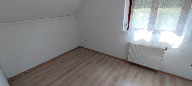 Eladó családi ház, Pilisen 75 M Ft, 5 szobás