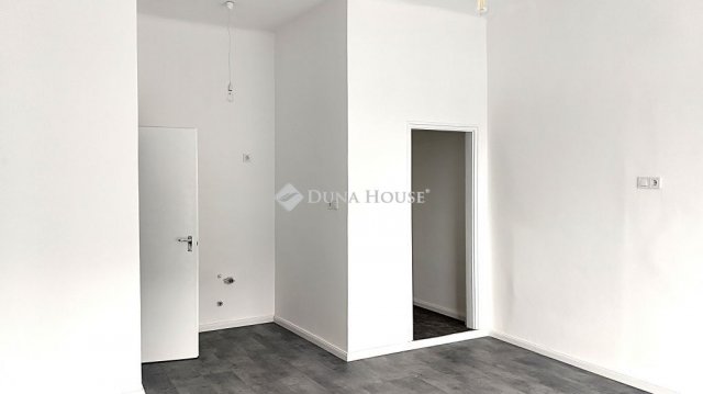 Eladó üzlethelyiség, Dorogon 21 M Ft / költözzbe.hu