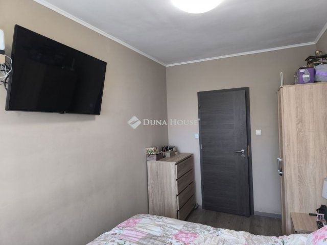 Eladó téglalakás, Budapesten, XX. kerületben 82.9 M Ft, 3 szobás