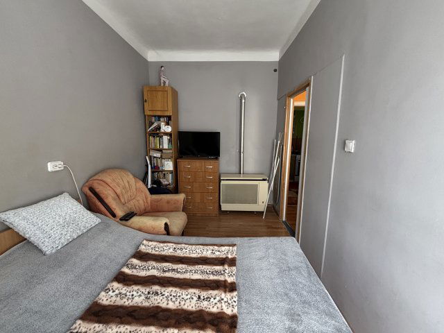 Eladó téglalakás, Pápán 19.3 M Ft, 2 szobás