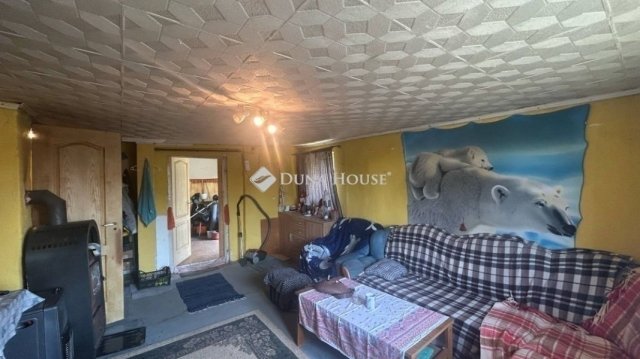 Eladó családi ház, Pilisen 32 M Ft, 2 szobás