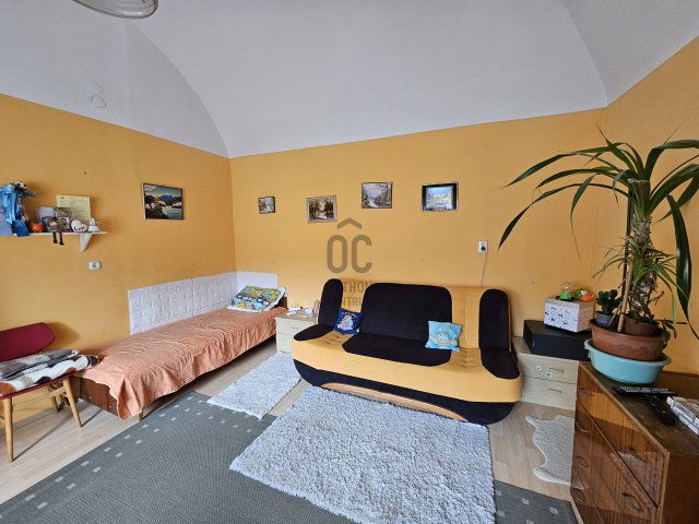 Eladó téglalakás, Kőszegen 32.5 M Ft, 2 szobás