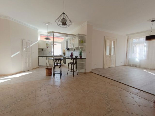 Eladó családi ház, Nyíregyházán 99 M Ft, 3 szobás