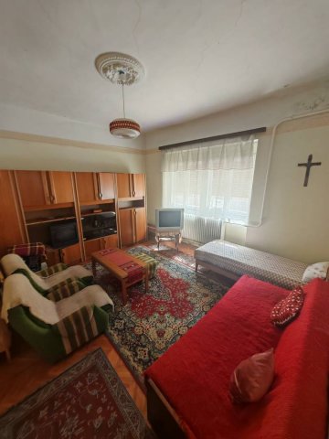 Eladó családi ház, Egerben 39.9 M Ft, 3 szobás