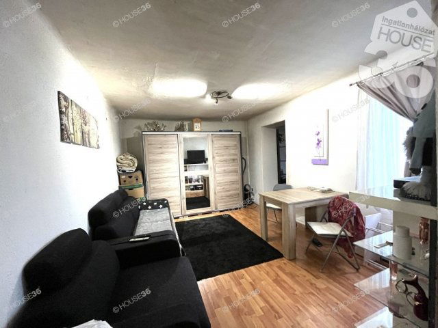 Eladó családi ház, Tiszaalpáron 14.9 M Ft, 3 szobás