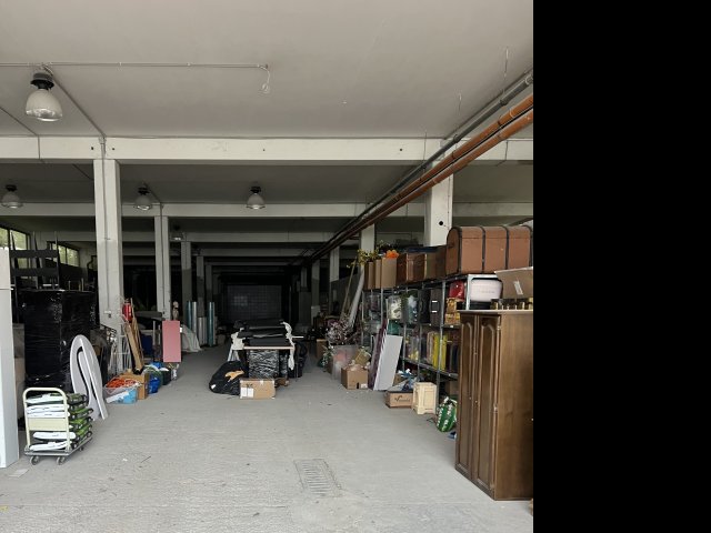 Eladó ipari ingatlan, Budaörsön, Gyár utcában 410 M Ft