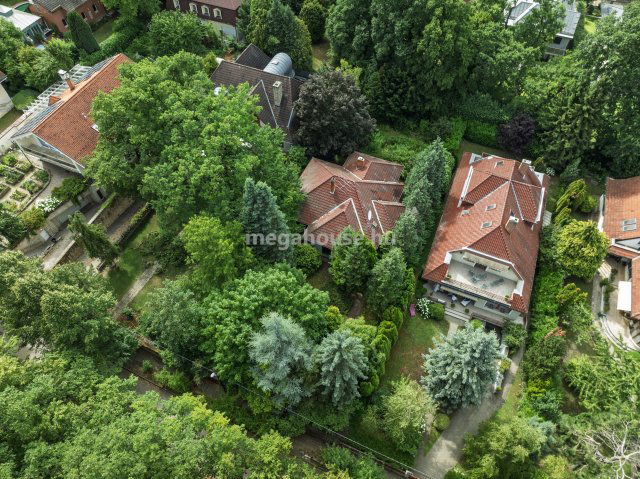 Eladó családi ház, Budapesten, II. kerületben 214.9 M Ft
