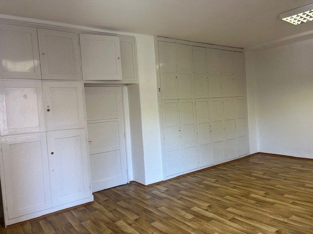 Eladó iroda, Komlón 6.9 M Ft / költözzbe.hu