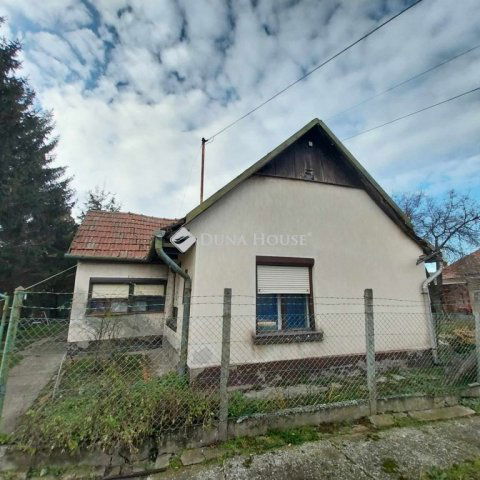 Eladó családi ház, Abonyban 15.9 M Ft, 3 szobás