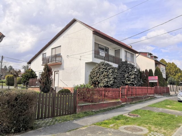 Eladó családi ház, Zalakaroson 29.99 M Ft, 3 szobás