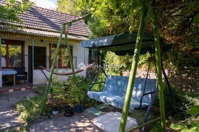 Eladó családi ház, Gödöllőn 59.9 M Ft, 3 szobás